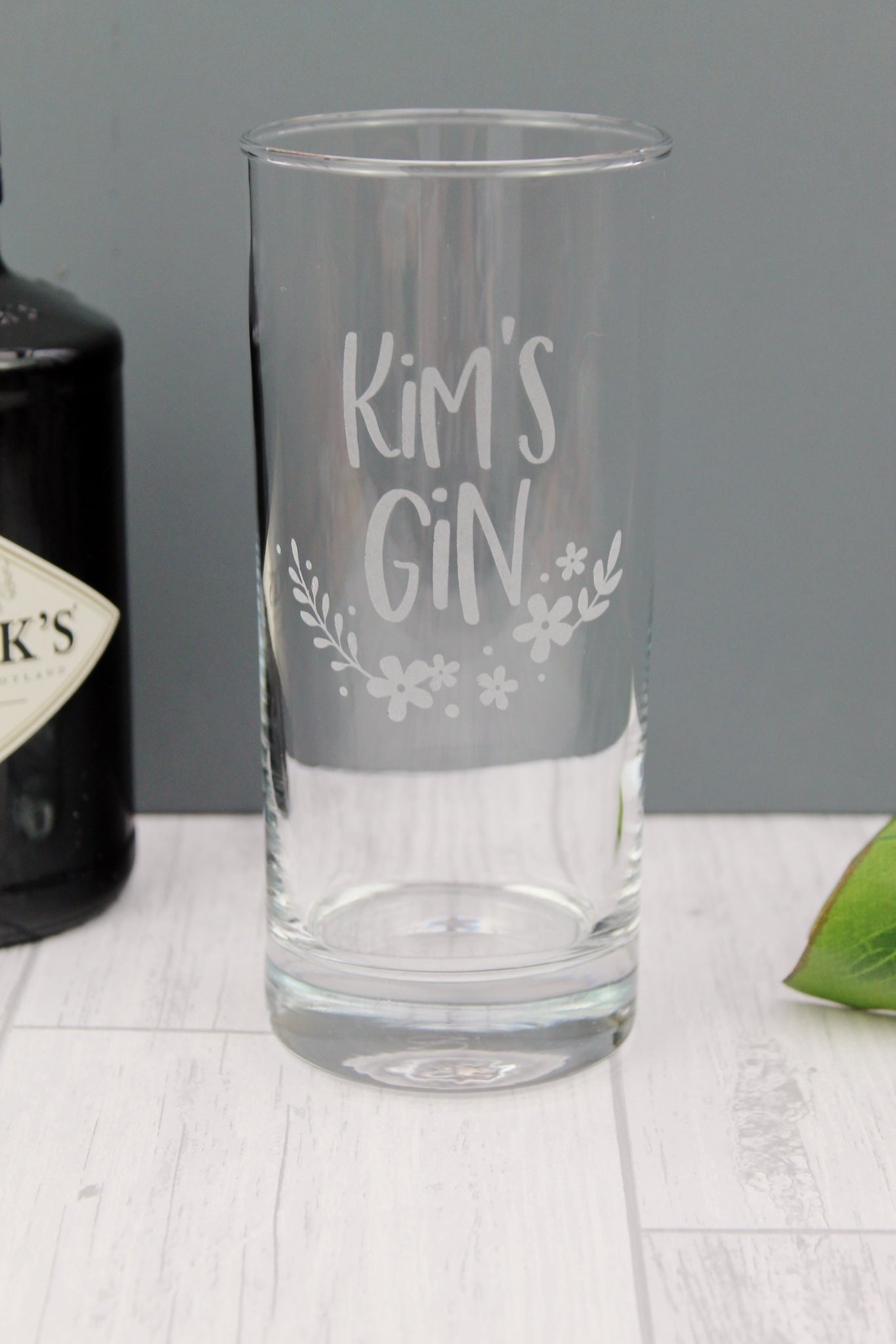 customised highball gin glass, engraved with text of your choice. Ideal gin lovers gift with floral design