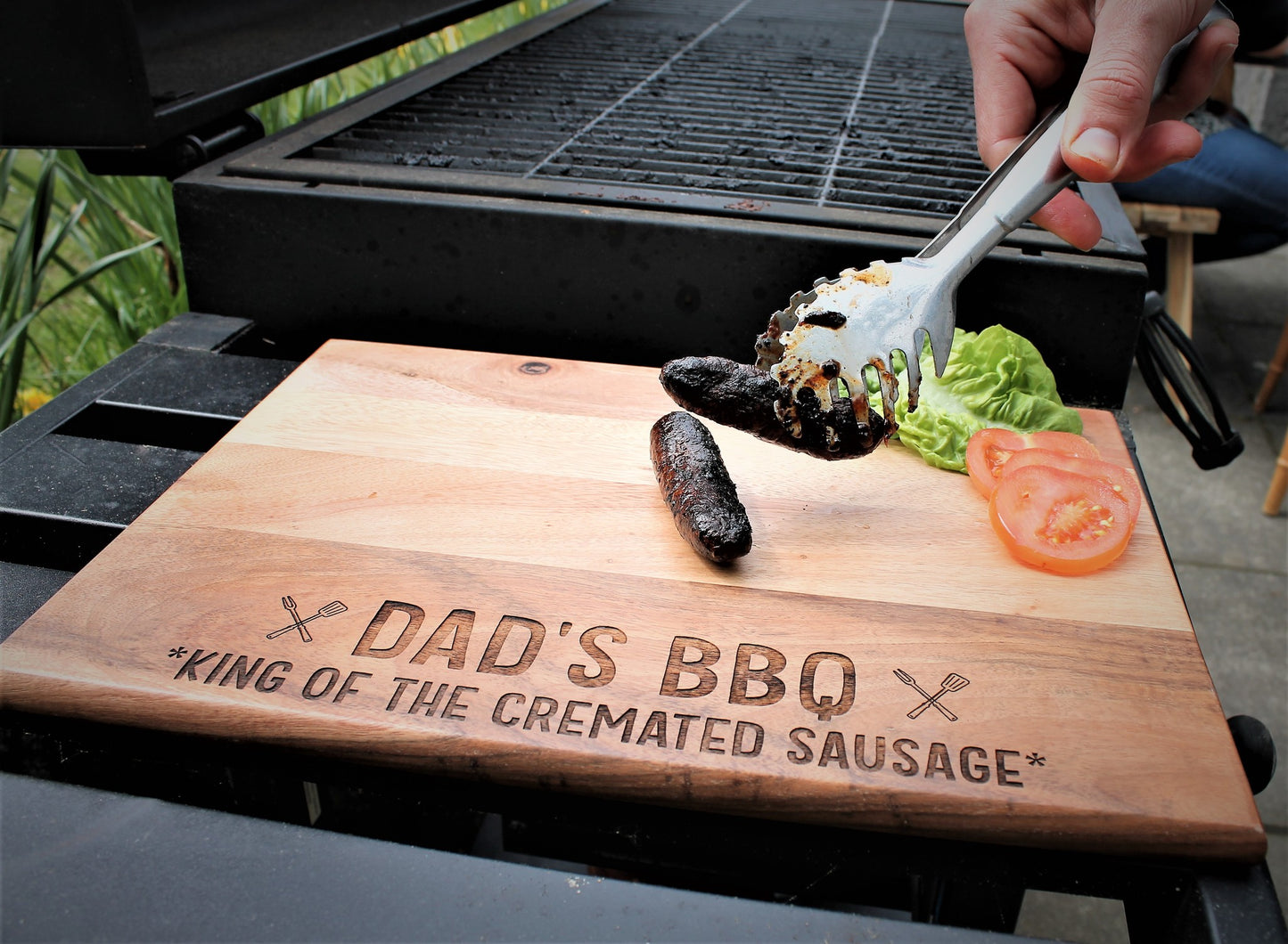 dads bbq funny wooden serving board engraved with text of your chice