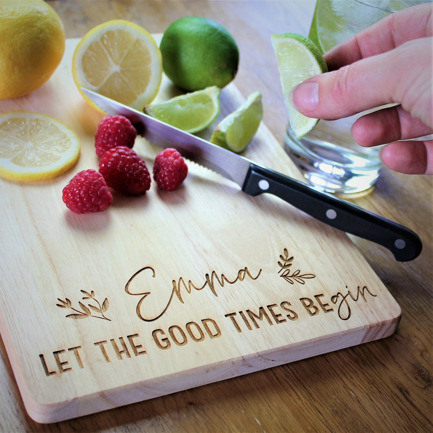Gin lovers fruit cutting board, made from wood and engraved with personalised name and gin quote