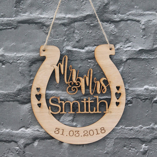 customised wedding traditional horseshoe gift. Personalised with date of wedding and names