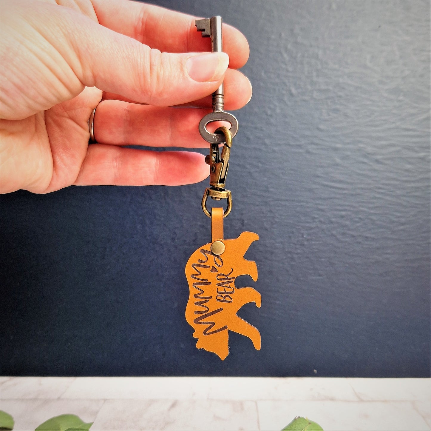 Mummy Bear Leather Keyring