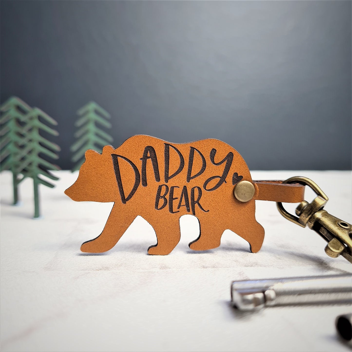 Leather bear cut out daddy bear engraved keyring with bronze clasp