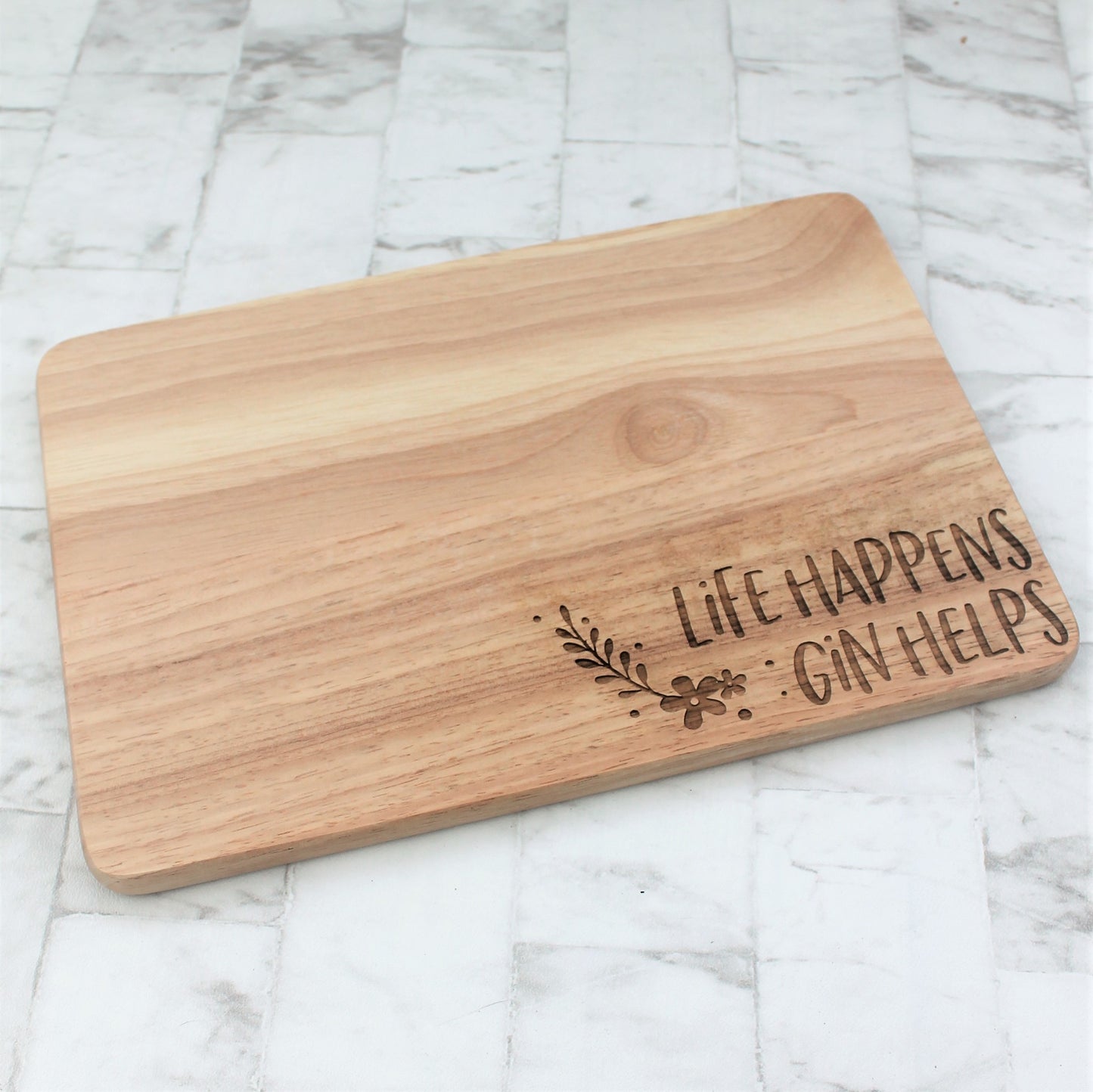 Wooden engraved chopping board for gin lover, perfect for bar