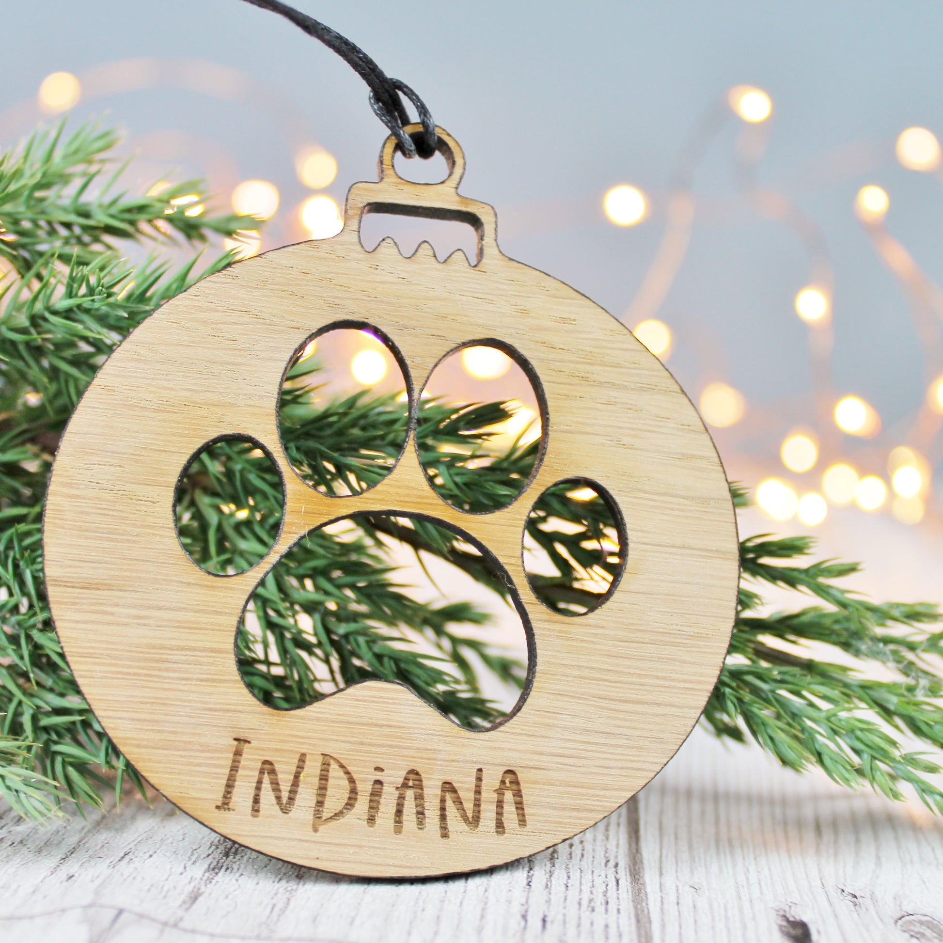Personalised Pet Pawprint Bauble – Ingrained Inc