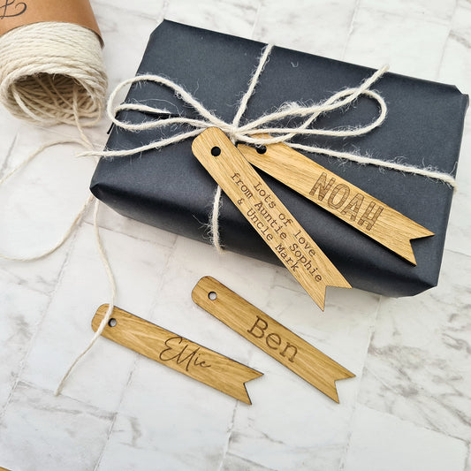 Wooden gift tags, personalised with custom names and some rustic Christmas gift wrapping